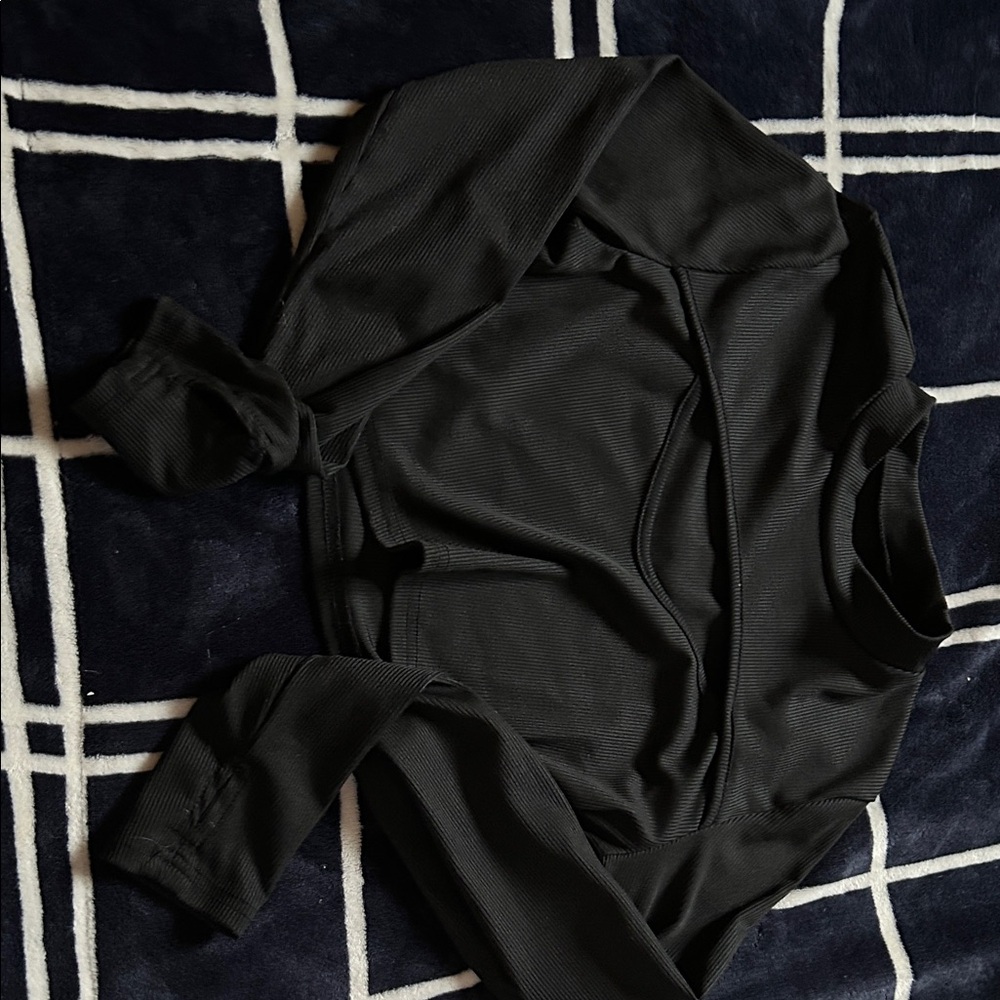 Black Long Sleeve Lightweight Top